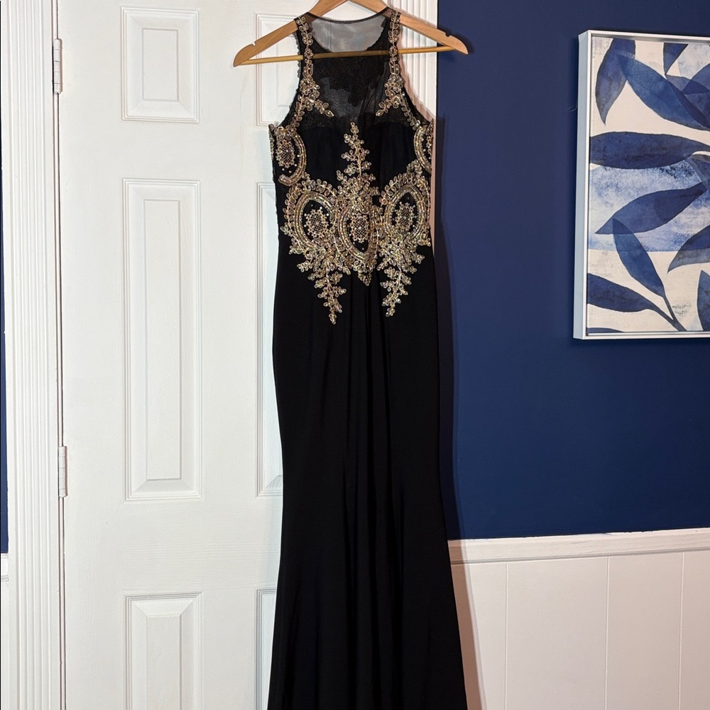 Xscape Women's Black Embroidered Soutache Illusion Gown Dress Size 2 - Picture 6 of 6